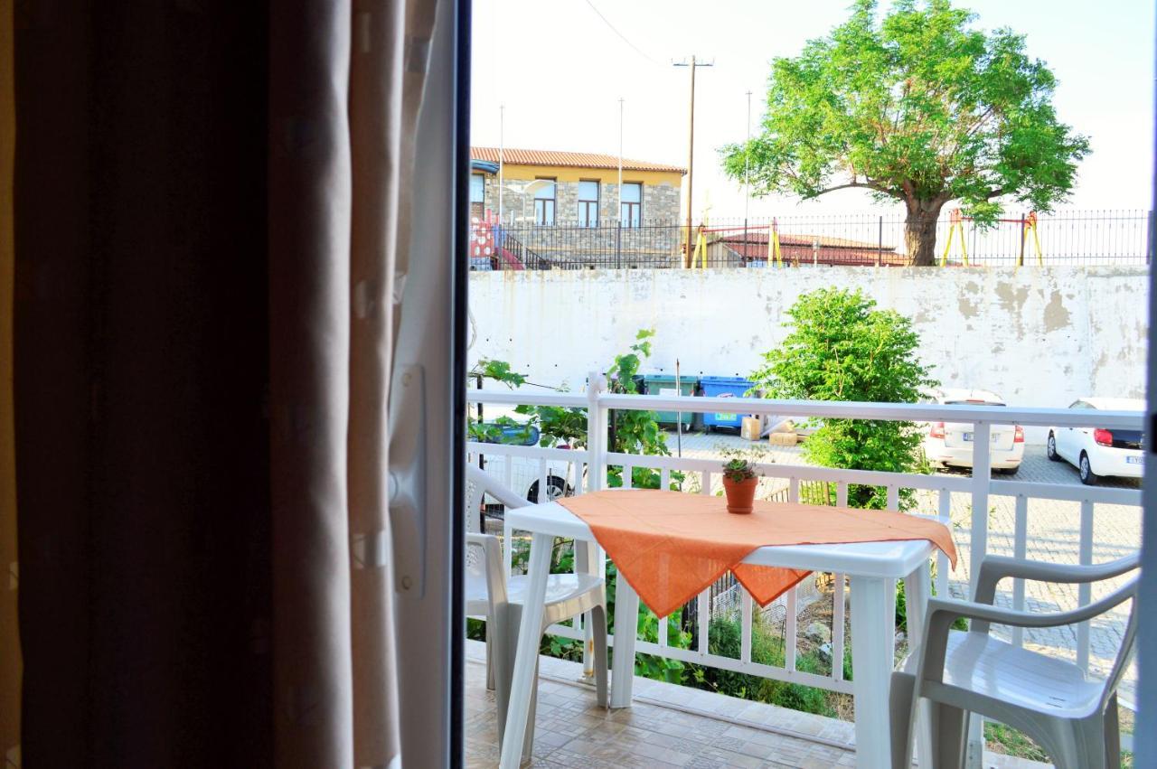 Giannas House Aparthotel ซาร์ตี ภายนอก รูปภาพ
